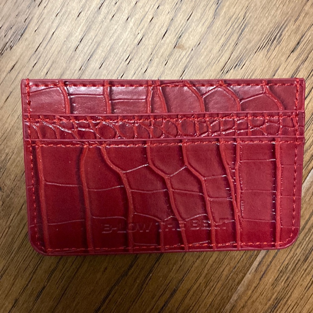 B-low the belt card holder